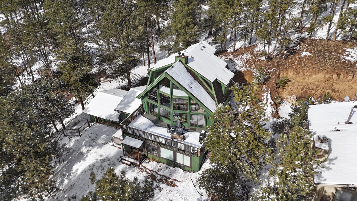 Westwood Chalet in the Pines aerial view with mountain scenery